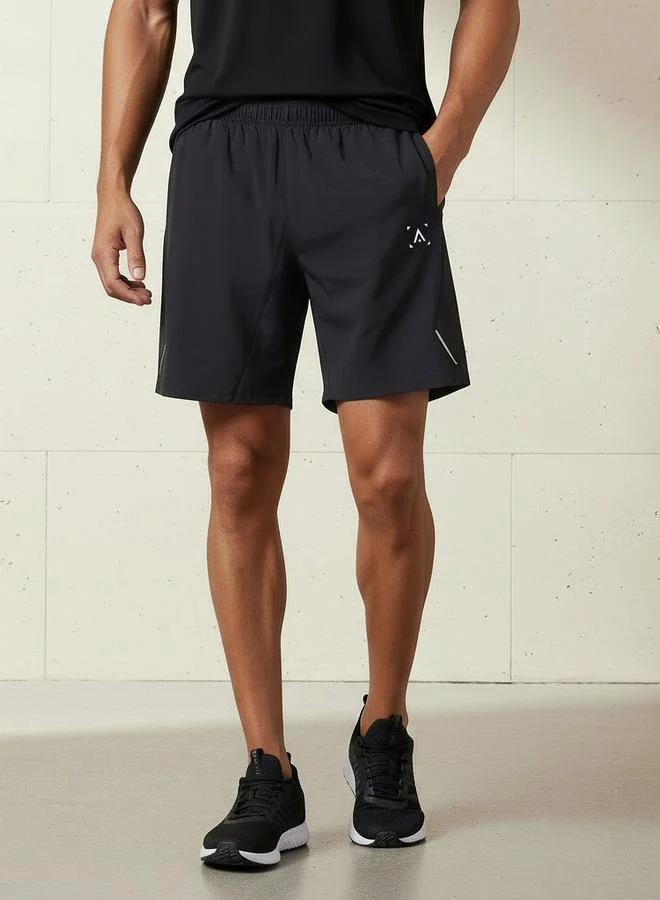 آكتف Men Performance Panelled Shorts